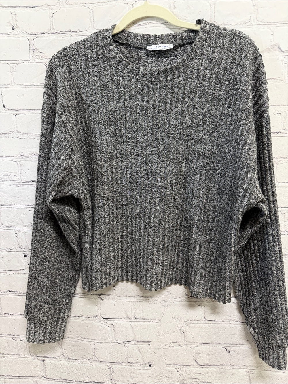 Zara Trafaluc Pullover Sweater Gray Marled Crew Neck Ribbed Stretch medium boxy